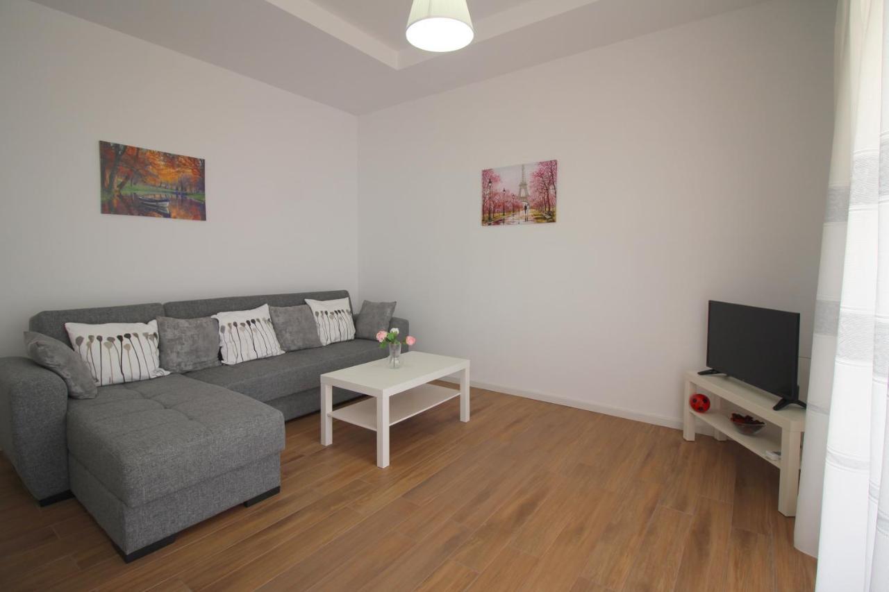 Nefeli Apartments Sarandë Exterior foto